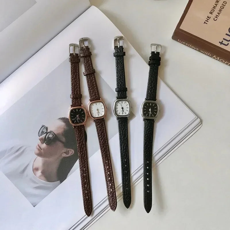 Lunarelle Vintage Bracelet Watch – High-Quality Simple Leather Strap Wristwatch for Women