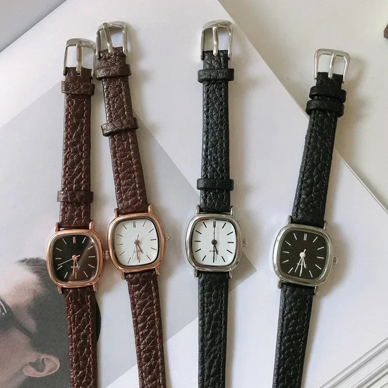 Lunarelle Vintage Bracelet Watch – High-Quality Simple Leather Strap Wristwatch for Women