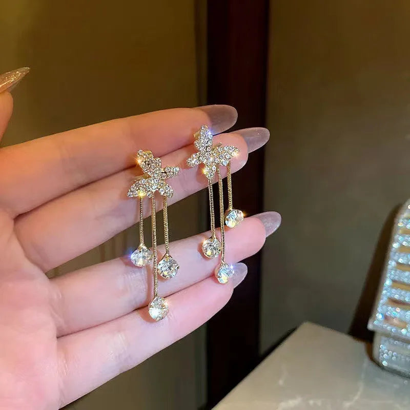 Lunarelle Elegant Gold Heart Pearl Studs – Korean Fashion Earrings for Women & Girls