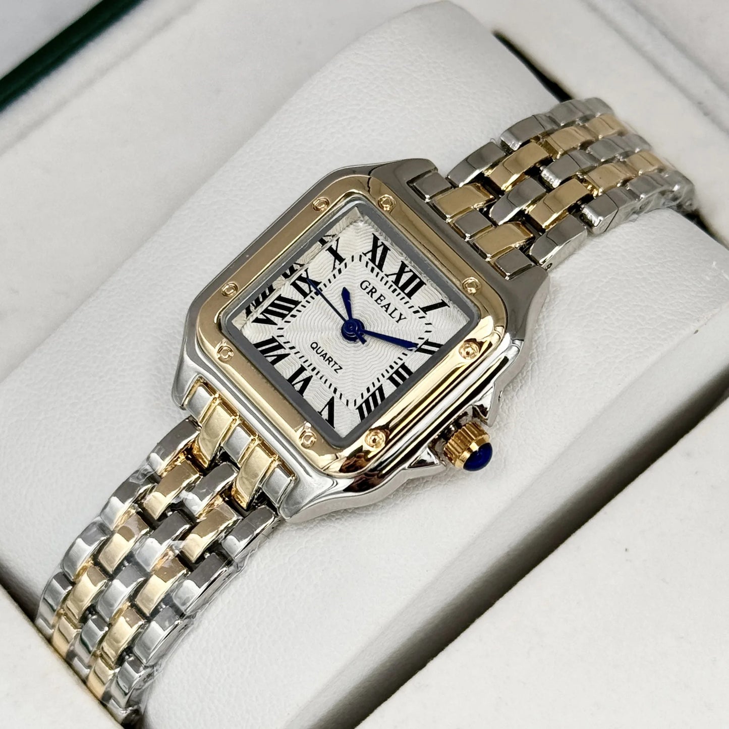 Lunarelle Square Gold Watch – Luxury Alloy Strap Quartz Wristwatch with Roman Scale for Women