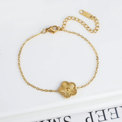 Vintage Clover 18K Gold Bracelet