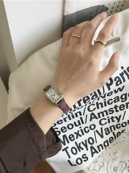 Lunarelle Retro Rectangle Watch – Classic Quartz Leather Strap for Women