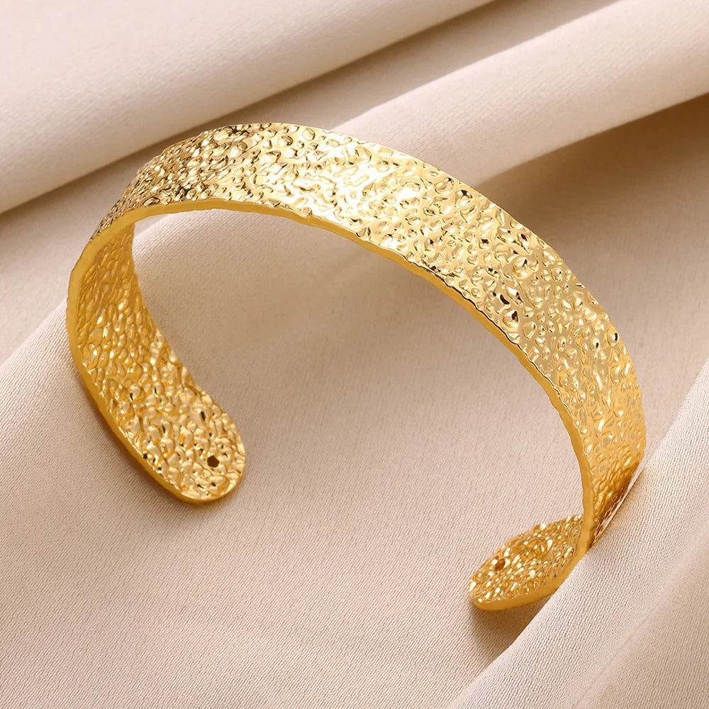 Lunarelle Chunky Flower Cuff – Gold Stainless Steel Bangle for Women